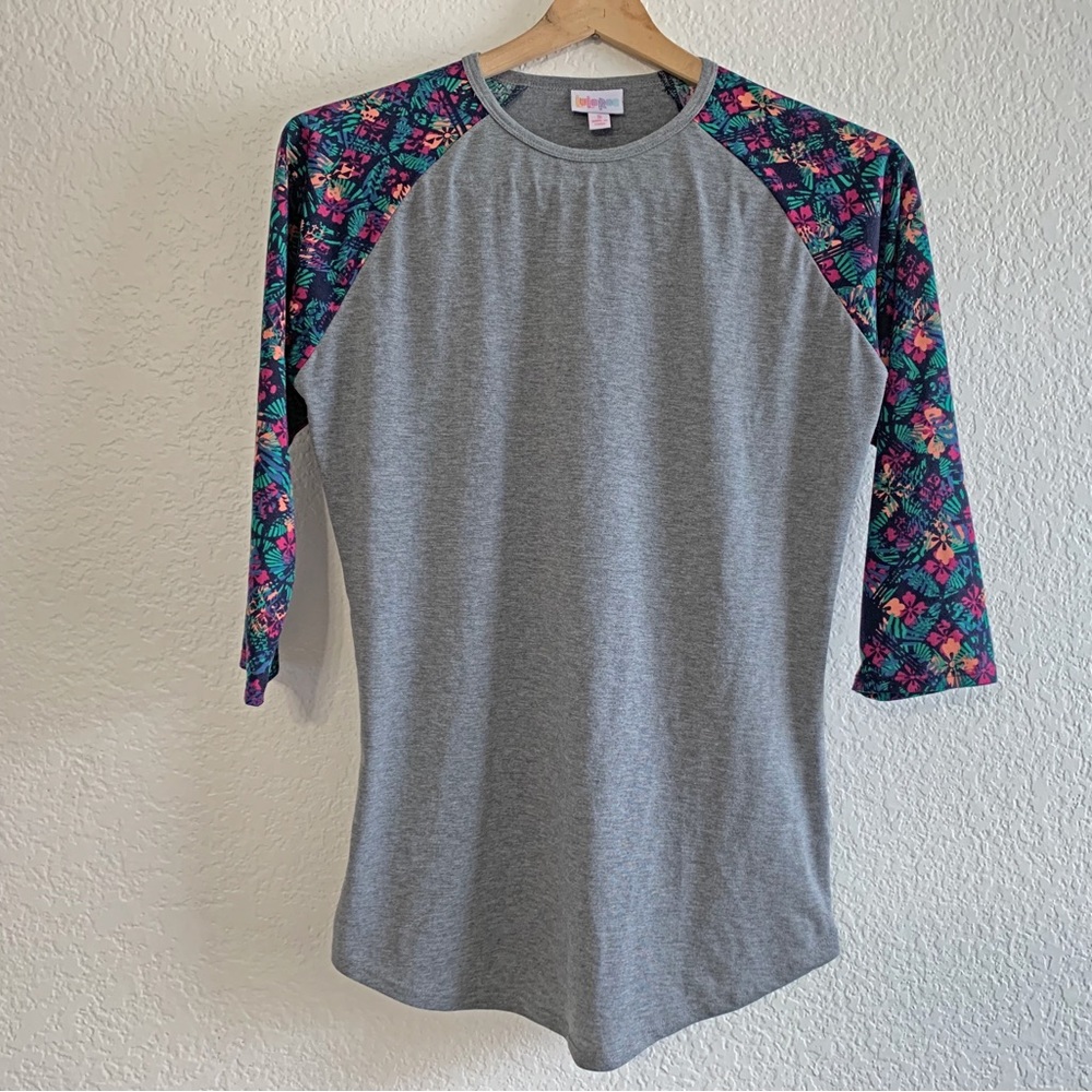 Lularoe Randy Tee Knit Grey Tropical Floral Baseball Raglan - Small